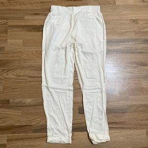 BRAND NEW Breathable white joggers